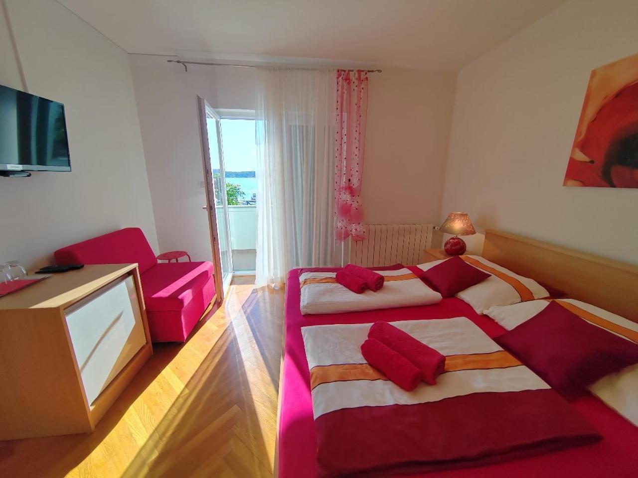 Room'S Brica Barbat na Rabu Exterior foto