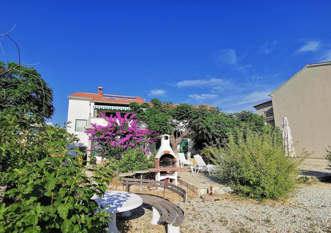 Room'S Brica Barbat na Rabu Exterior foto